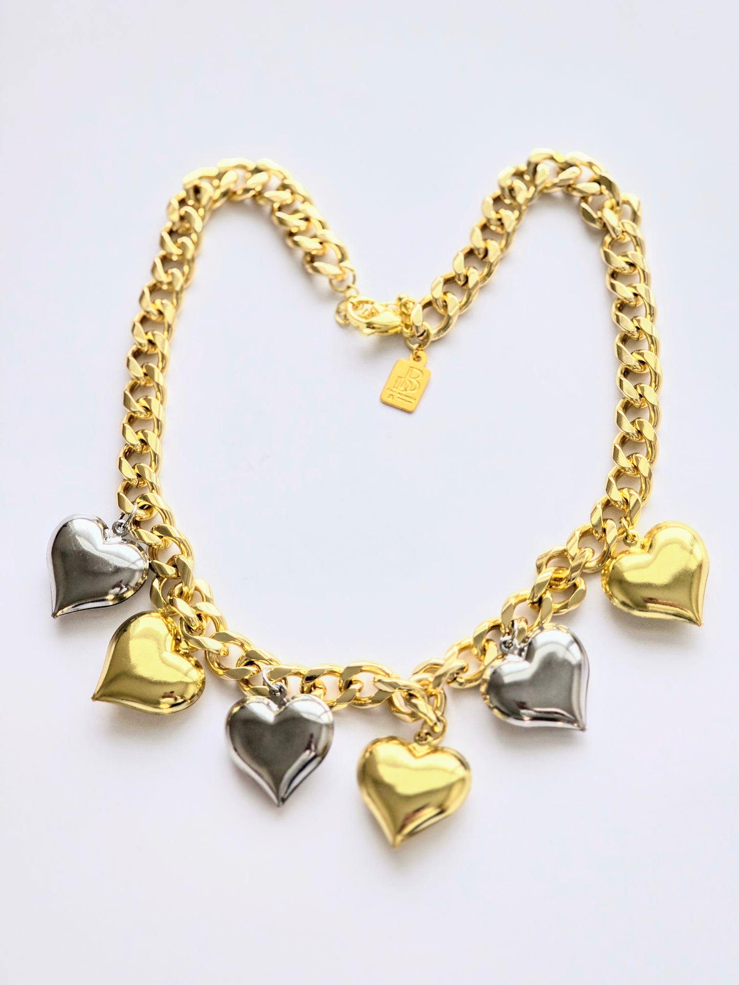 MONACO HEARTS NECKLACE