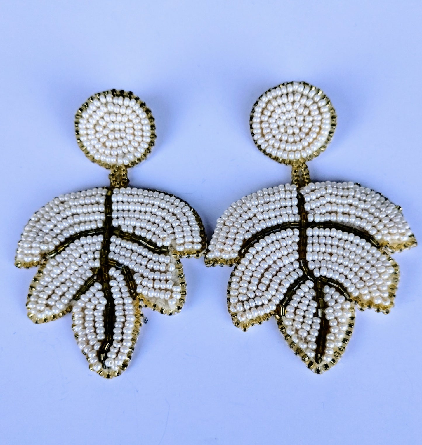 LEAF WHITE BEADED EARRINGS