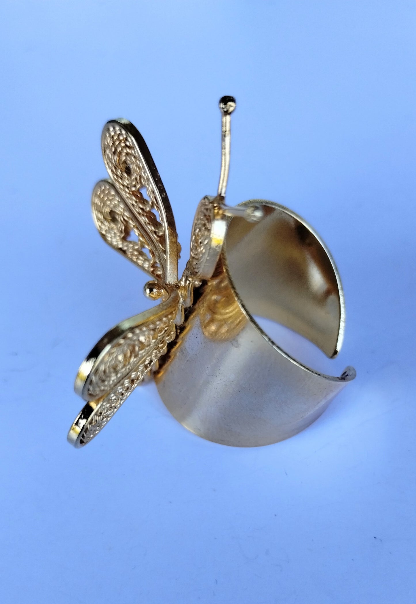 DRAGONFLY RING