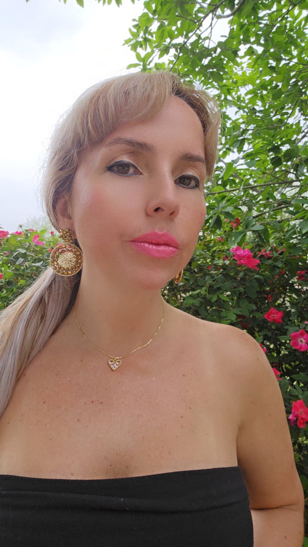 GOLDEN BERRIES BEADED EARRINGS