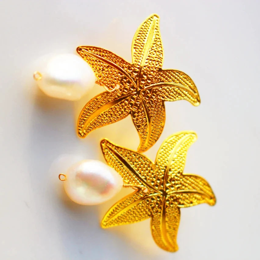 Mother pearl seastar studs Earrings