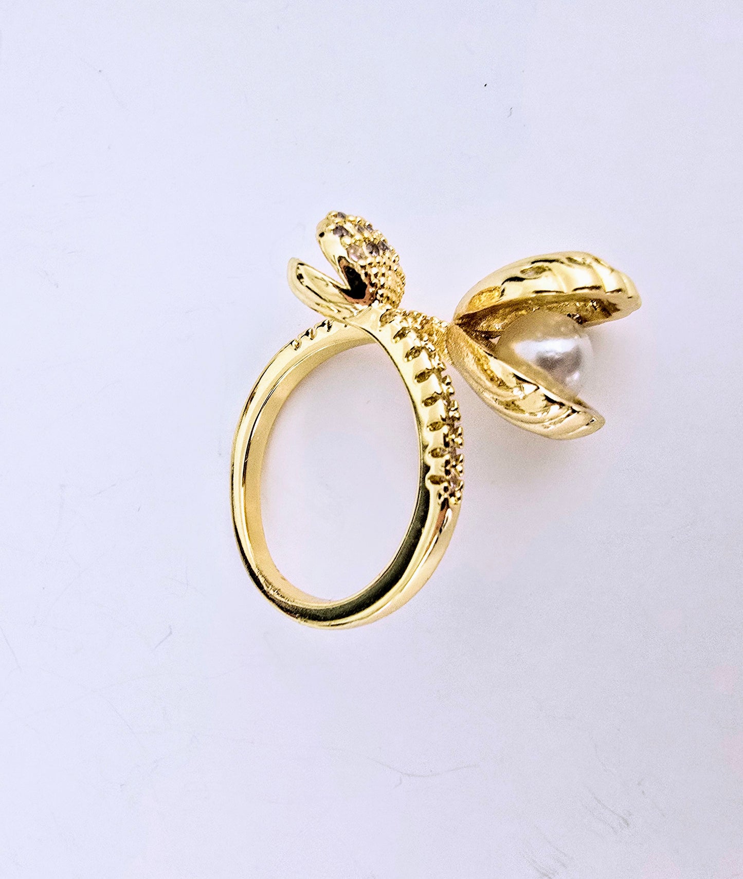 CLAMSHELL RING GOLD
