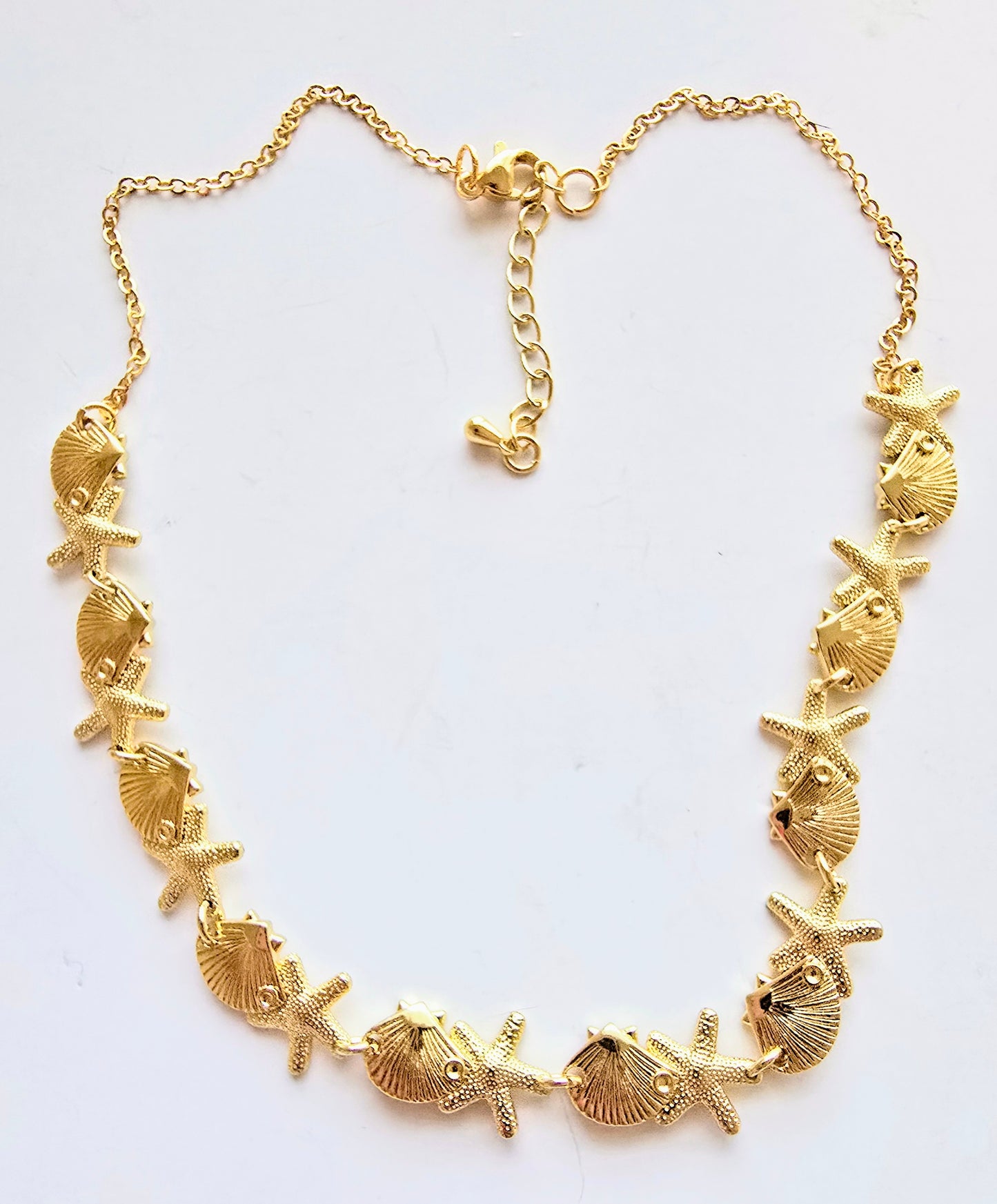 STAR & SHELL MINI CHOKER