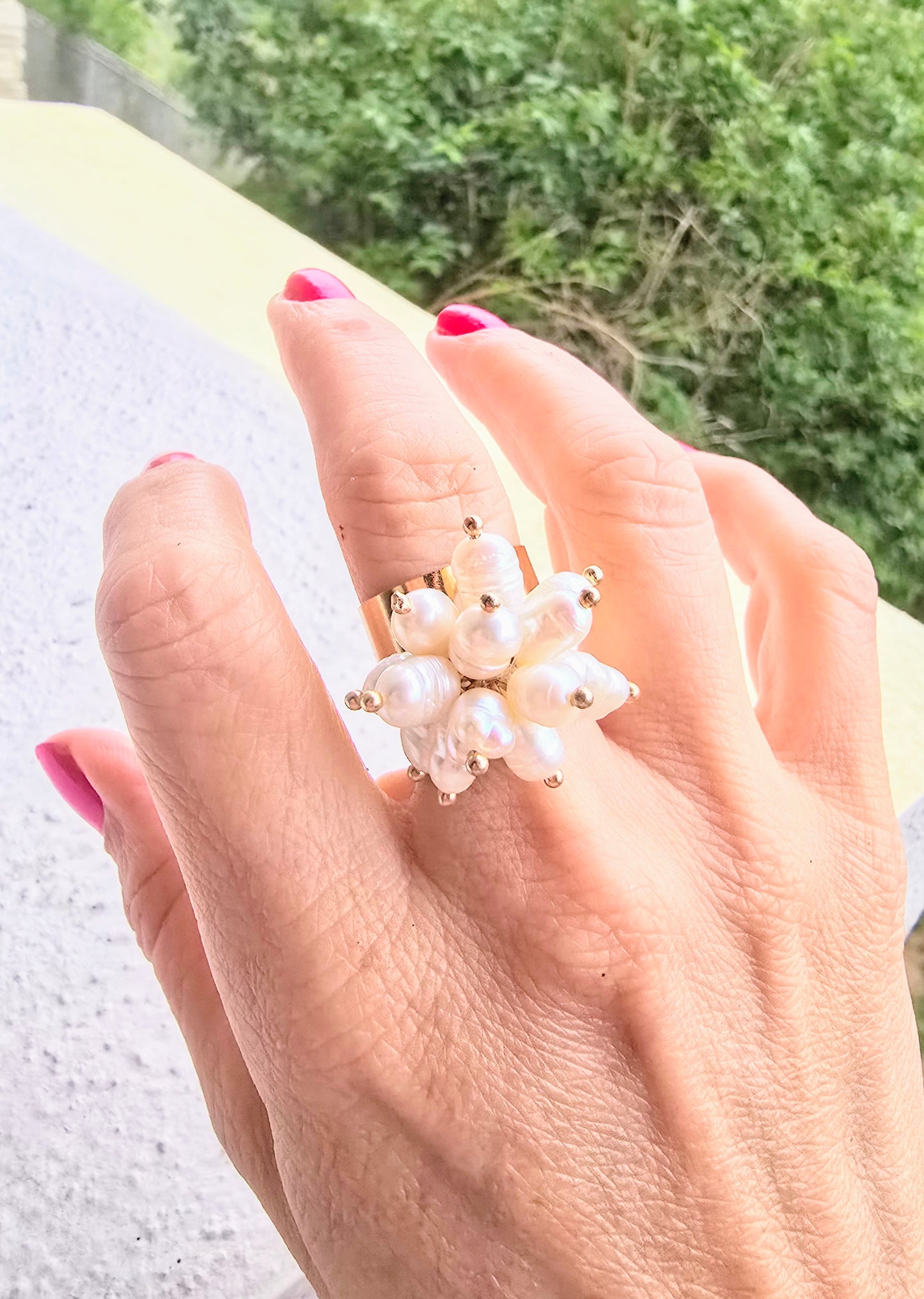 MOTHER PEARLS RING