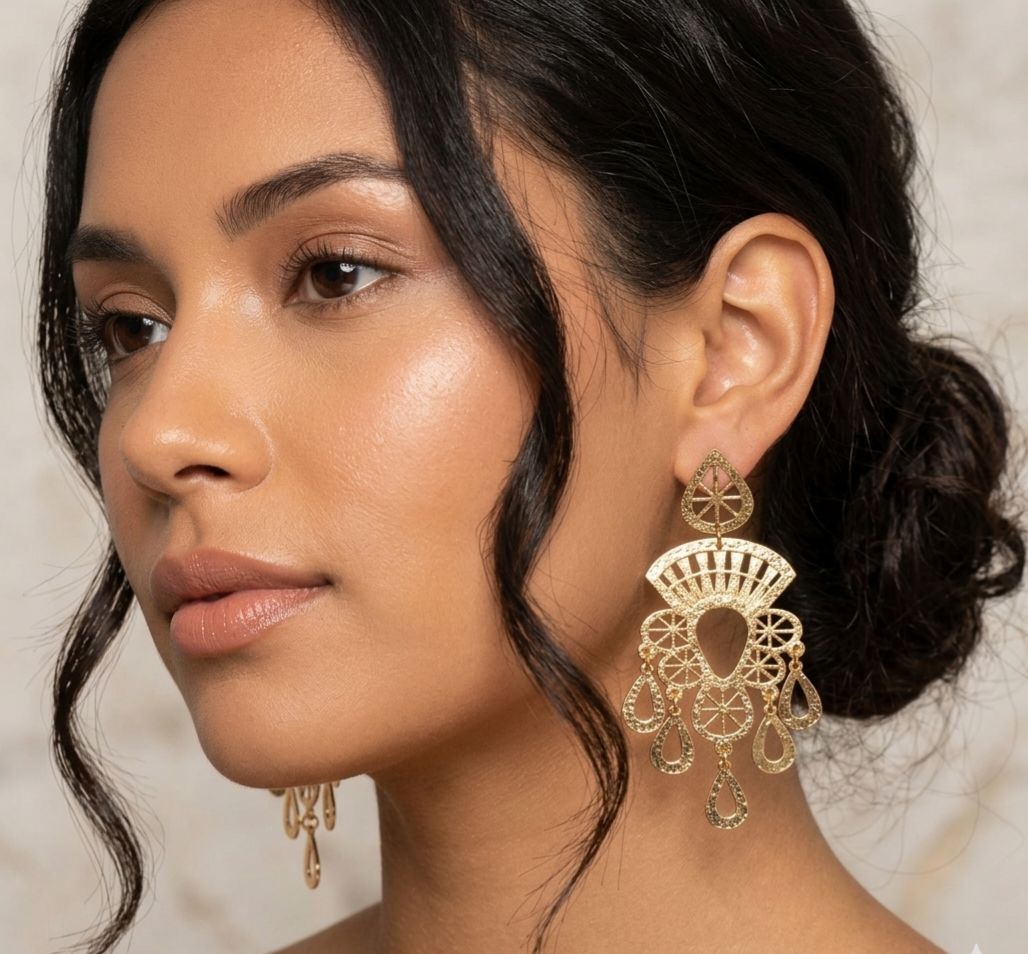 QUEEN EARRINGS