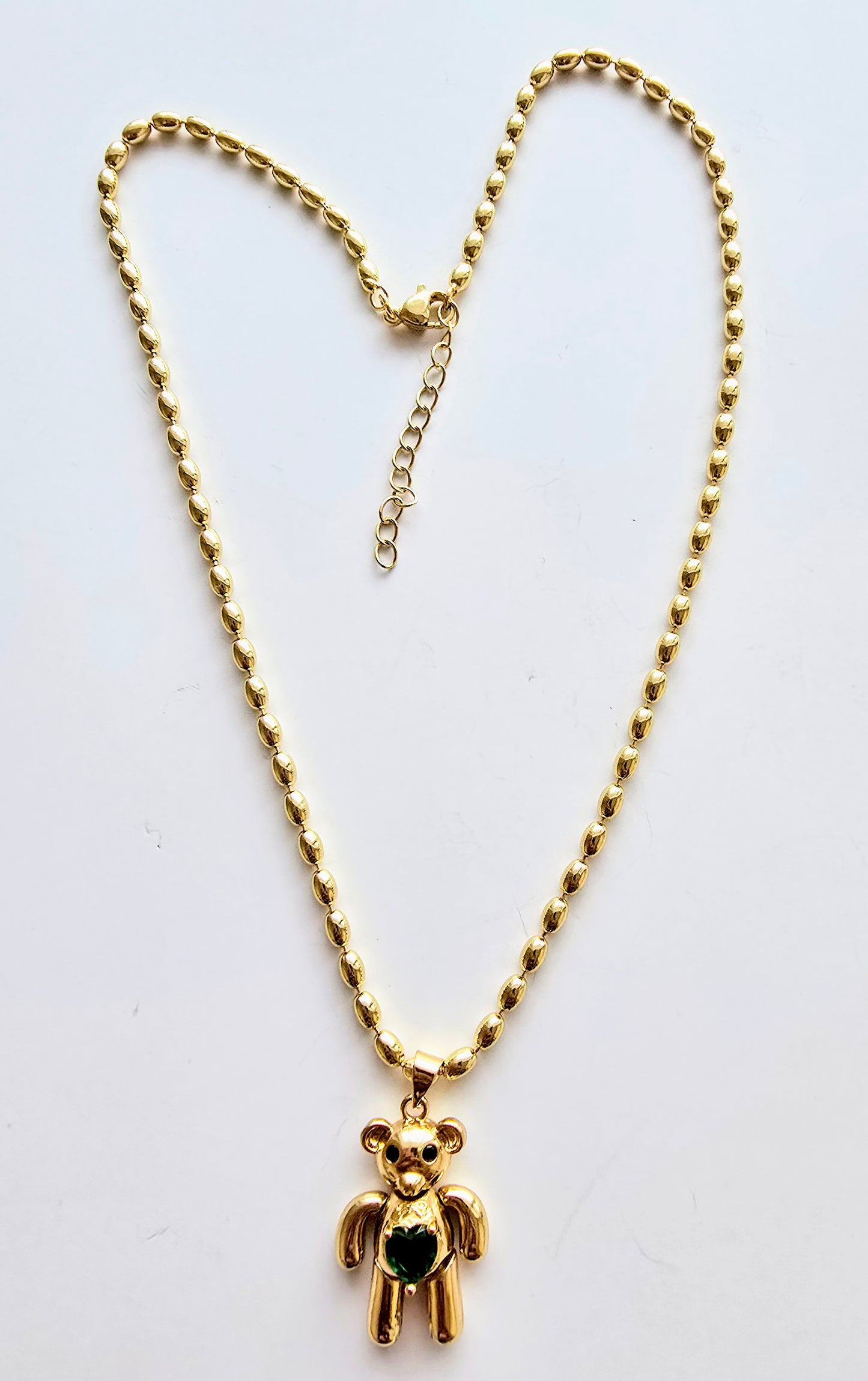 GREEN HEART BEAR NECKLACE