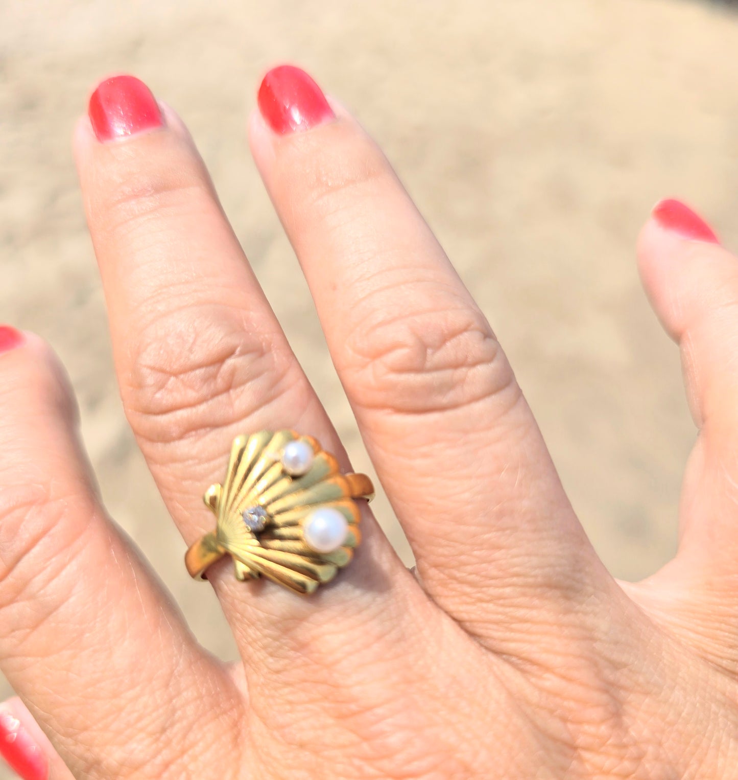 SHELL 2 PEARLS RING