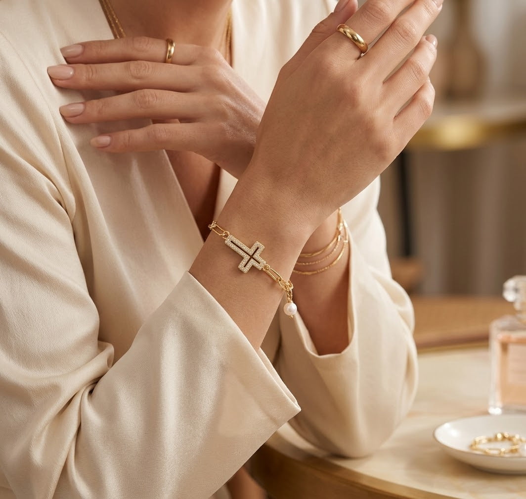 GRACE CROSS BRACELET