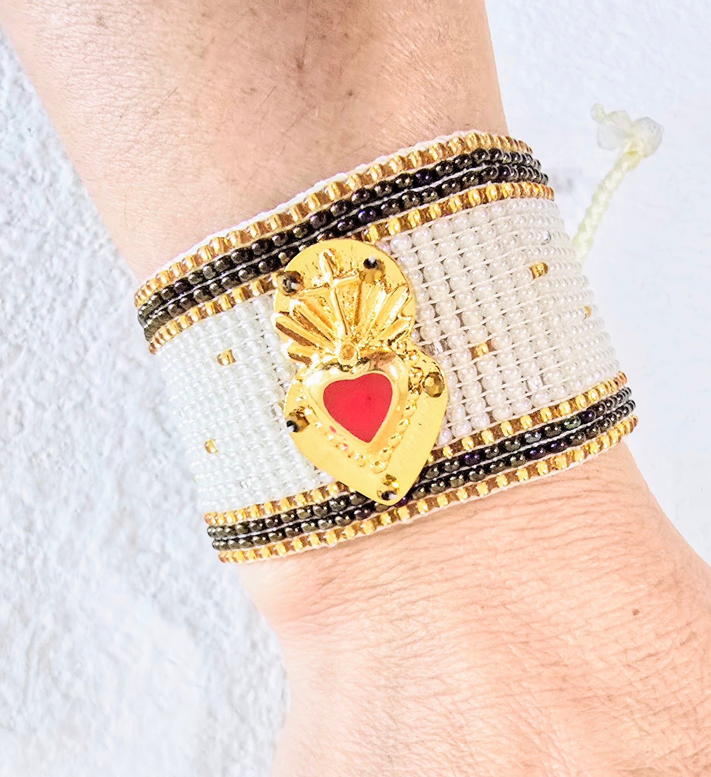 SACRED HEART BRACELET BROWN AND GOLD