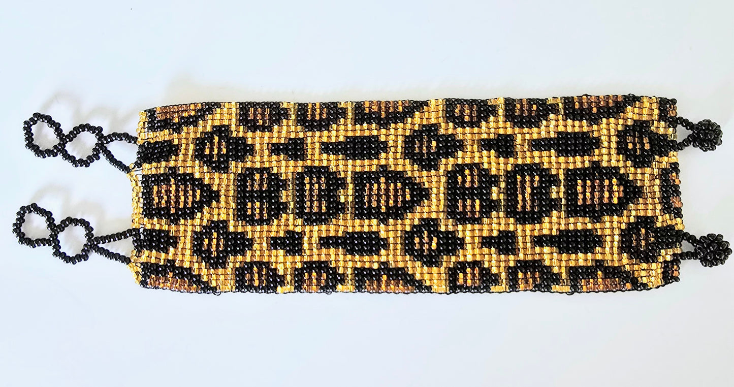 LEOPARD BEADED BRACELET