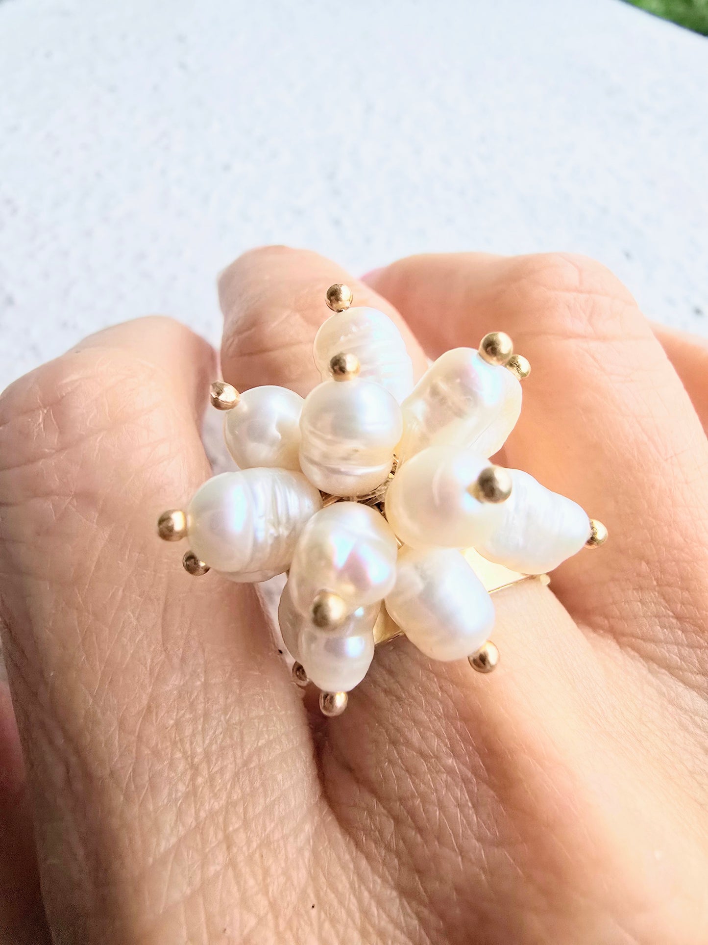 MOTHER PEARLS RING