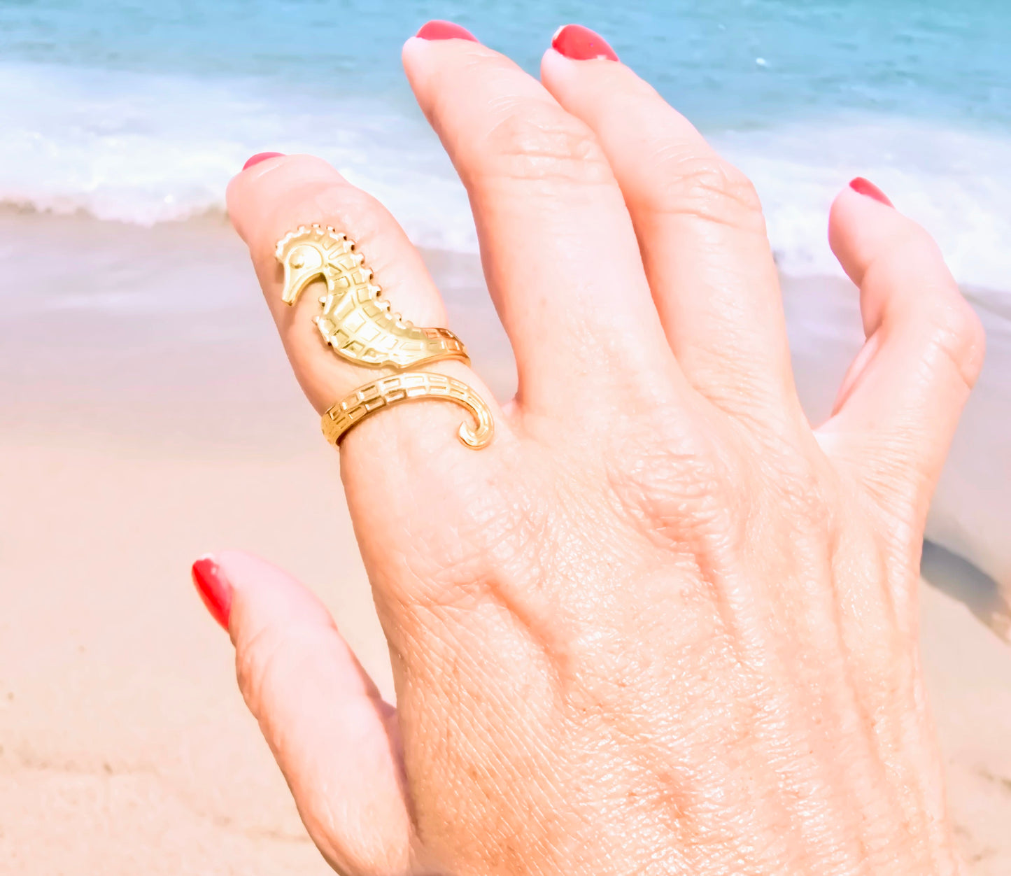 SEAHORSE RING