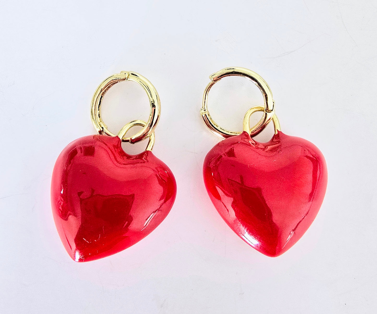 CHUNKY RED HEARTS HOOPS
