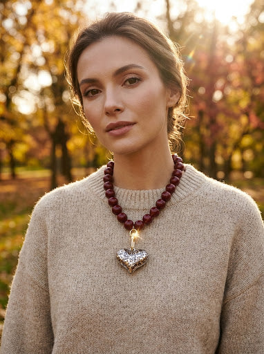 BURGUNDY WILD HEART NECKLACE