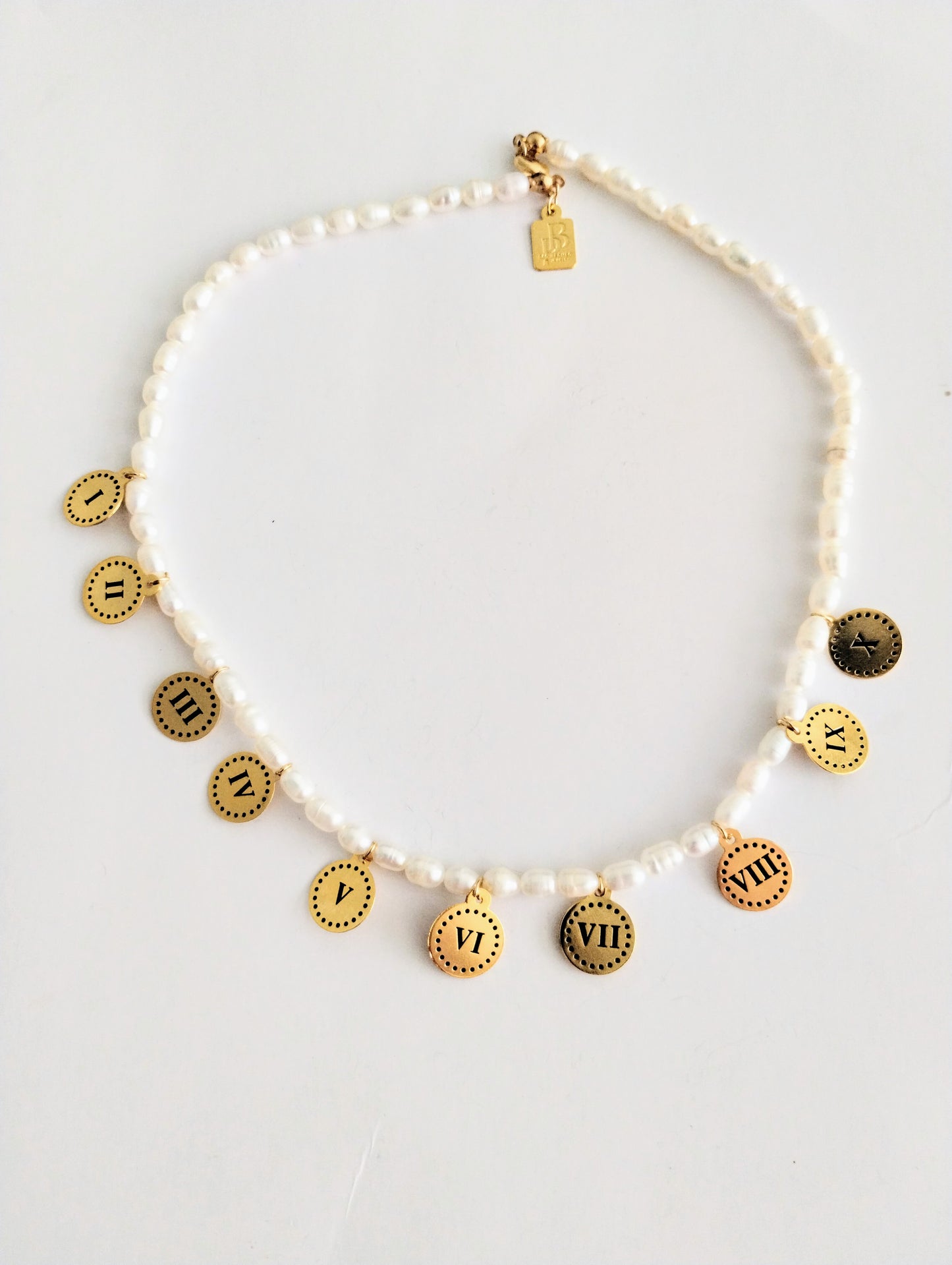 10 COMMANDMENTS MOTHER PEARL GOLD NECKLACE