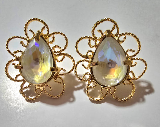 PARIS WHITE SWAROVSKI STUDS
