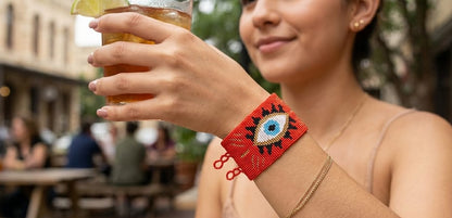 EYE RED BEADED BRACELET