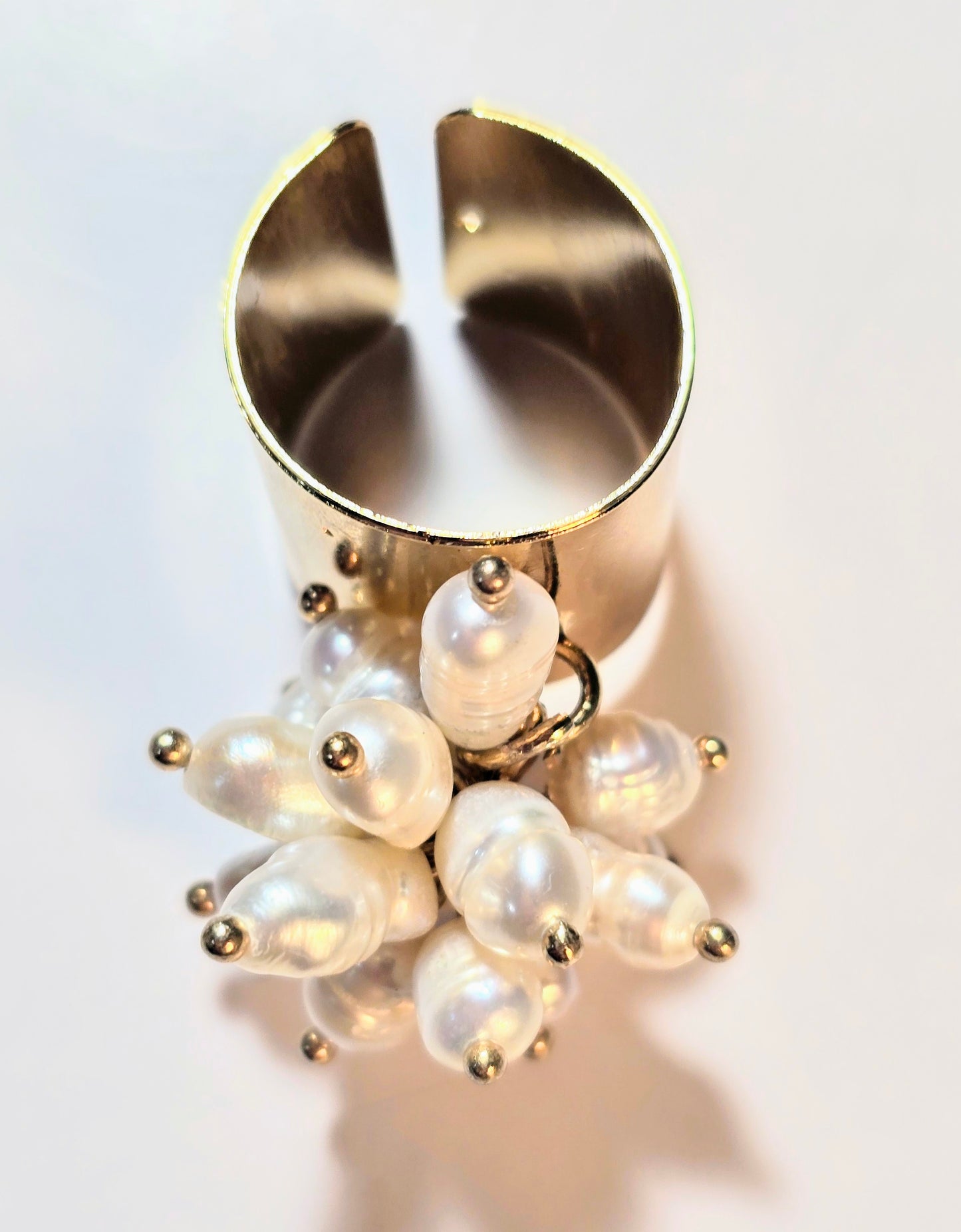 MOTHER PEARLS RING
