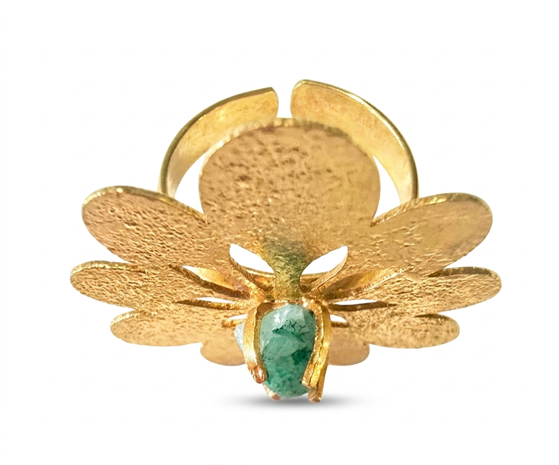 QUEEN FLOWER EMERALD RING