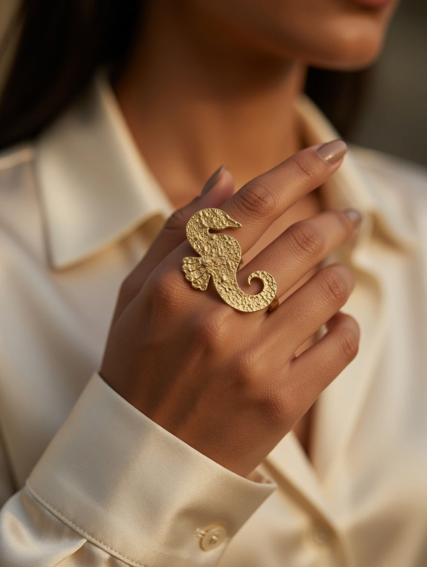 SEAHORSE RING