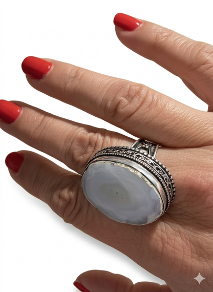 WHITE AGATE SILVER RING