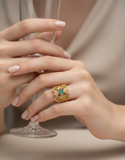 CALI EMERALD RING