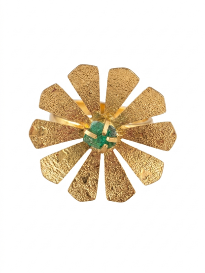 GOLDEN PETALS RING EMERALD