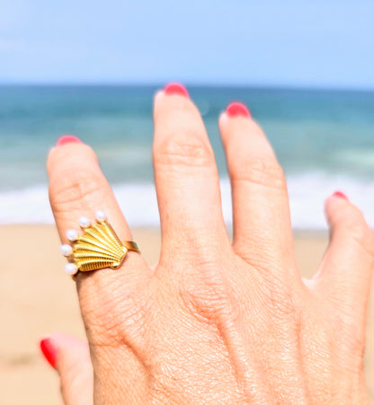 SHELL PEARLS RING