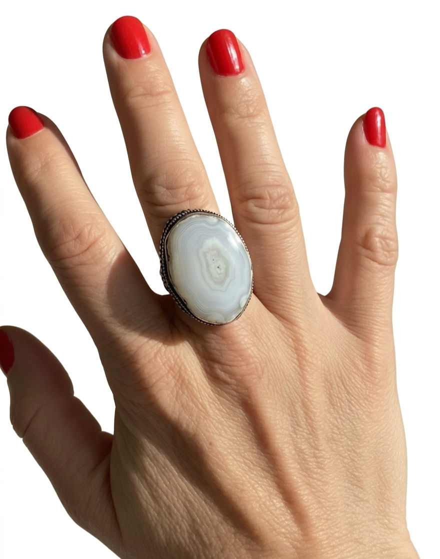 WHITE AGATE SILVER RING