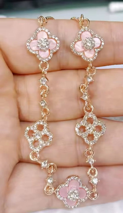 ROSE CLOVER BRACELET
